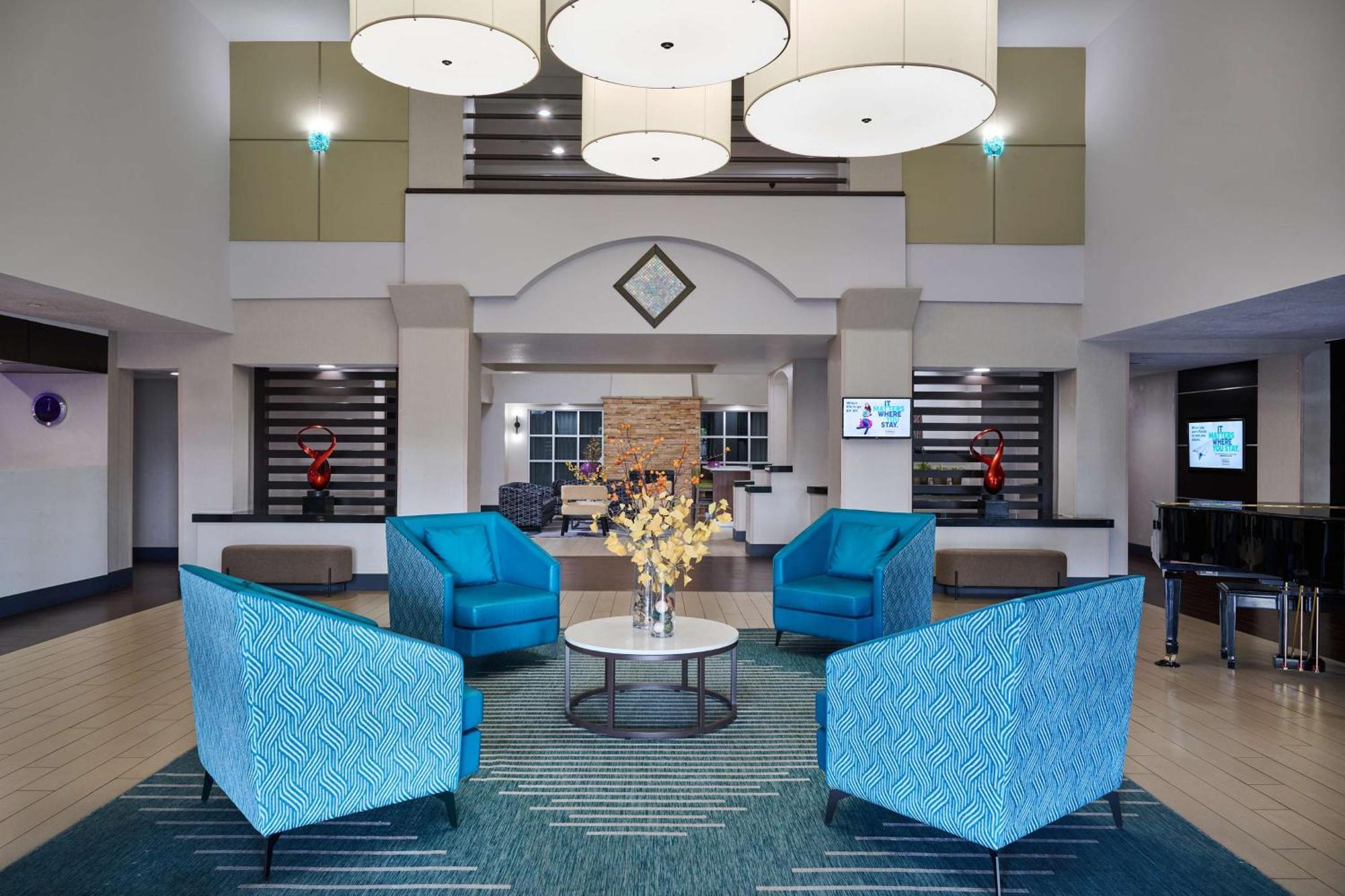 Doubletree By Hilton Chatsworth Los Angeles Bagian luar foto